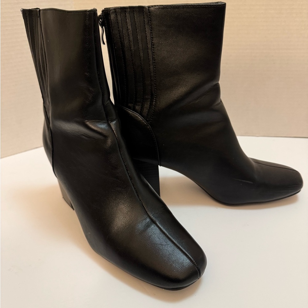 Journee Collection Maize Boot - Picture 5 of 5